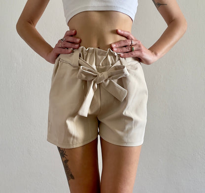 SHORT CINTURA NODO BEIGE