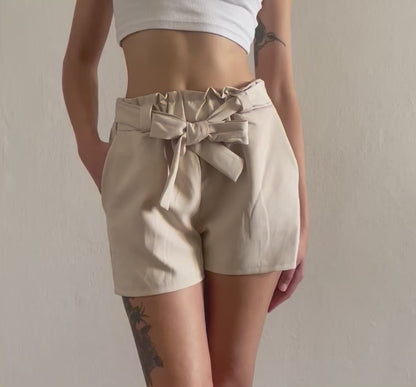 SHORT CINTURA NODO BEIGE